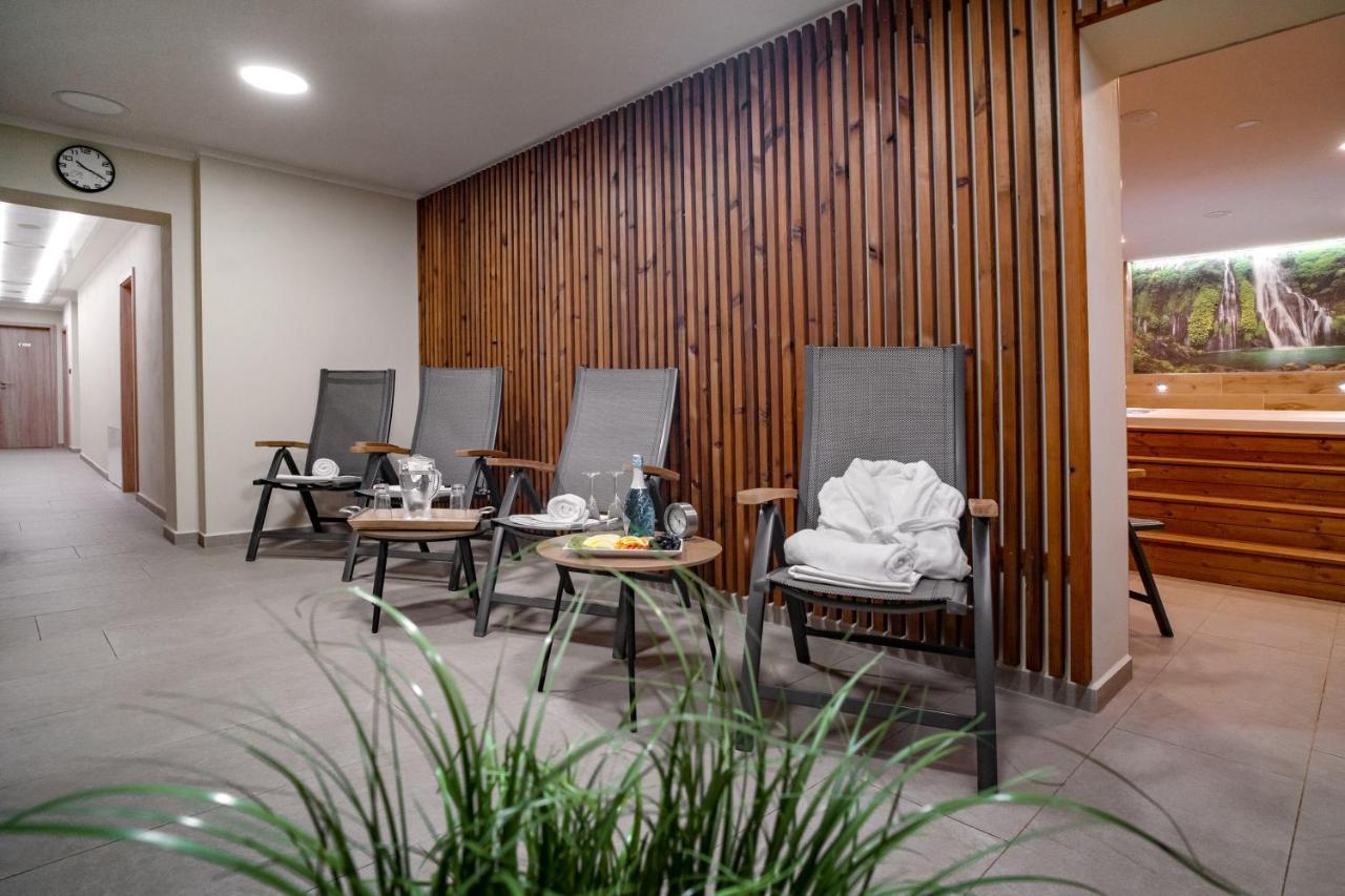 Hotel Smrz Sepekov Kültér fotó